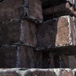 Interiér Velké pyramidy - Kamenné desky, které po pohřbu zablokovaly vchod do pohřební komory
