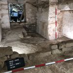 Vyčištěná pohřební komora se sarkofágem (c) Český egyptologický ústav FF UK
