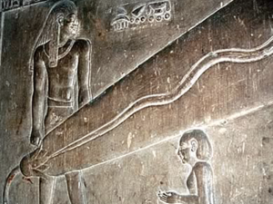 Chrám bohyně Hathor - detail interiéru